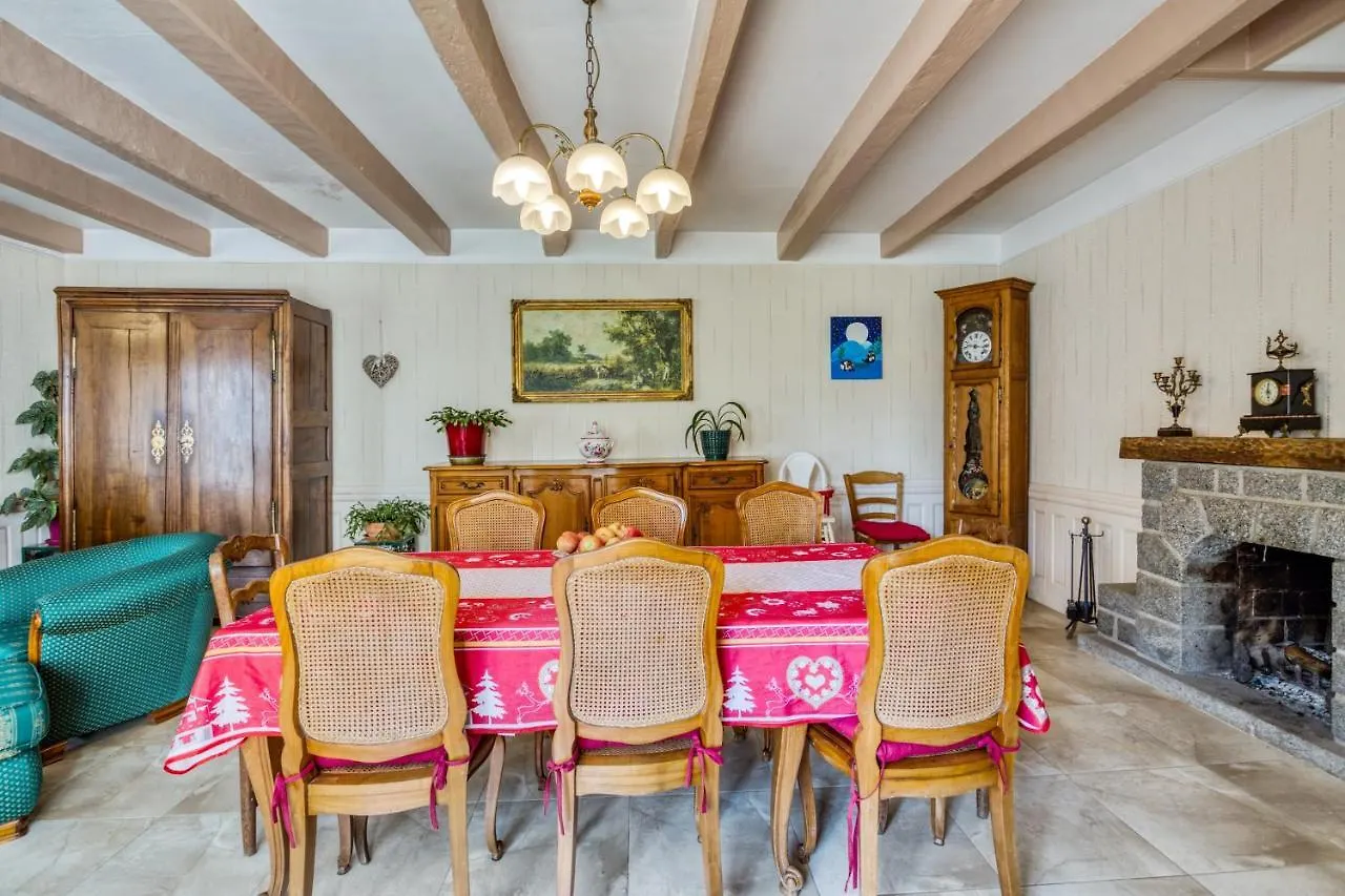 Holiday home Maison Chaleureuse A Pordic Avec Jardin Et Cheminee France